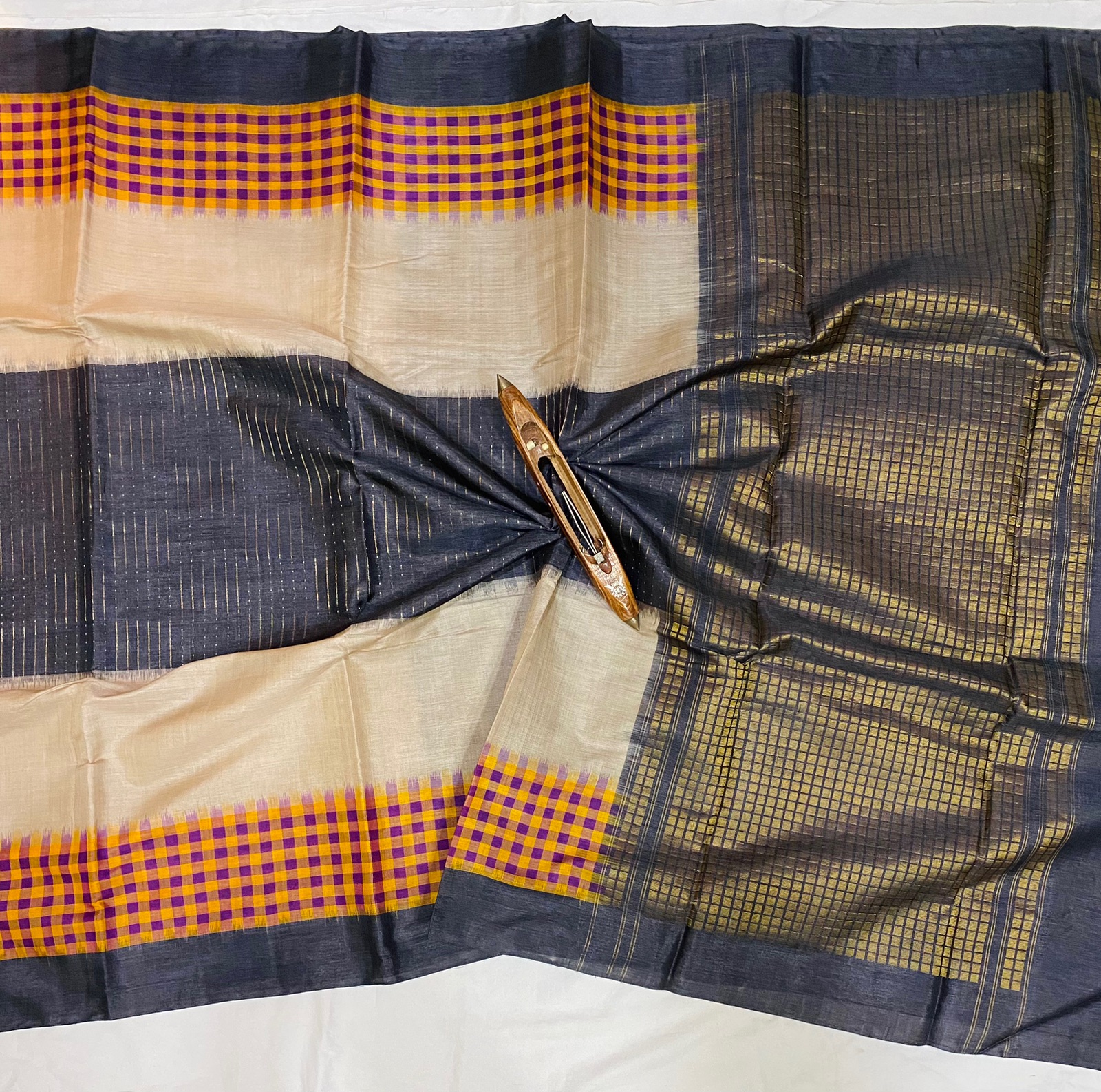 Pure Tussar silk Bandhi Saree - Image 6